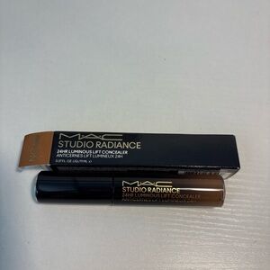 MAC Studio Radiance 24HR Luminous Lift Concealer NC 60  - 0.37oz / 11ml.